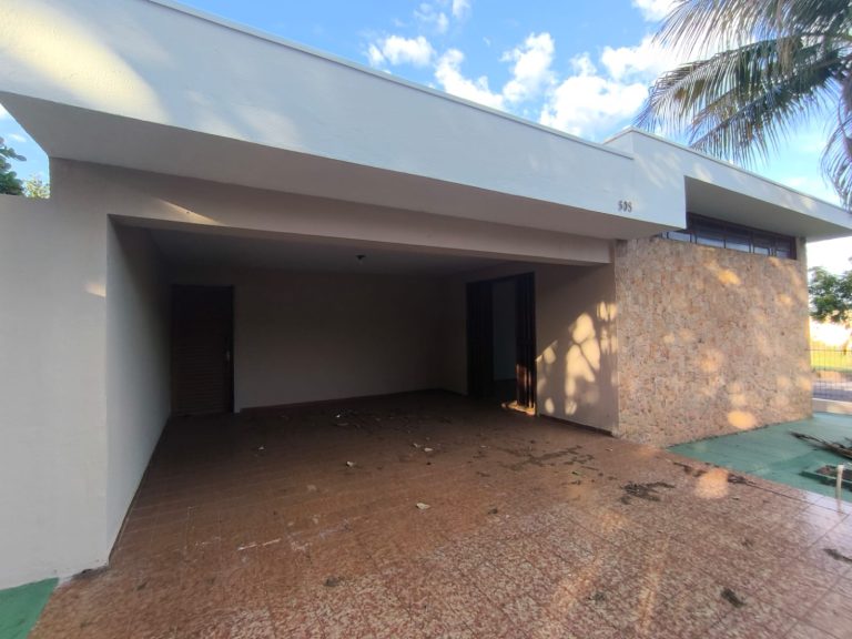 VENDE-SE CASA EM TERMAS DE IBIRÁ ÓTIMA LOCALIZAÇÃO (14)